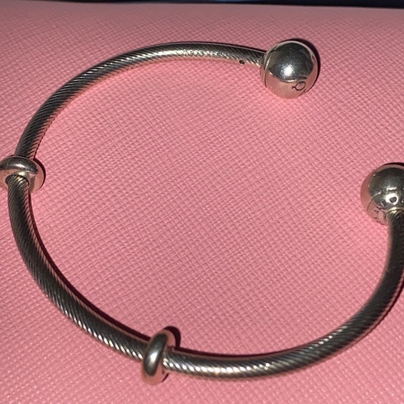 Pandora Silver open bangle Size 2 - Picture 4 of 4